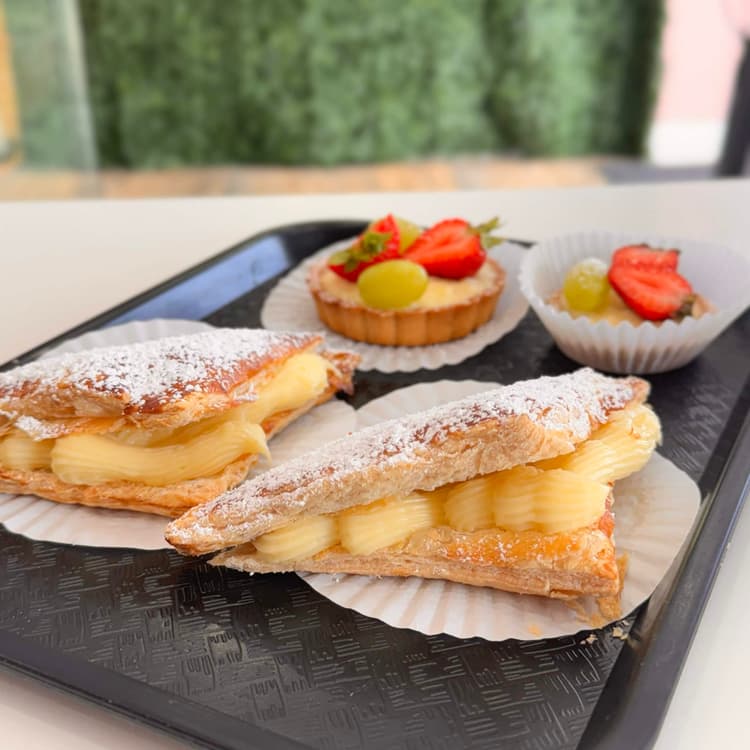 Fruit tart
